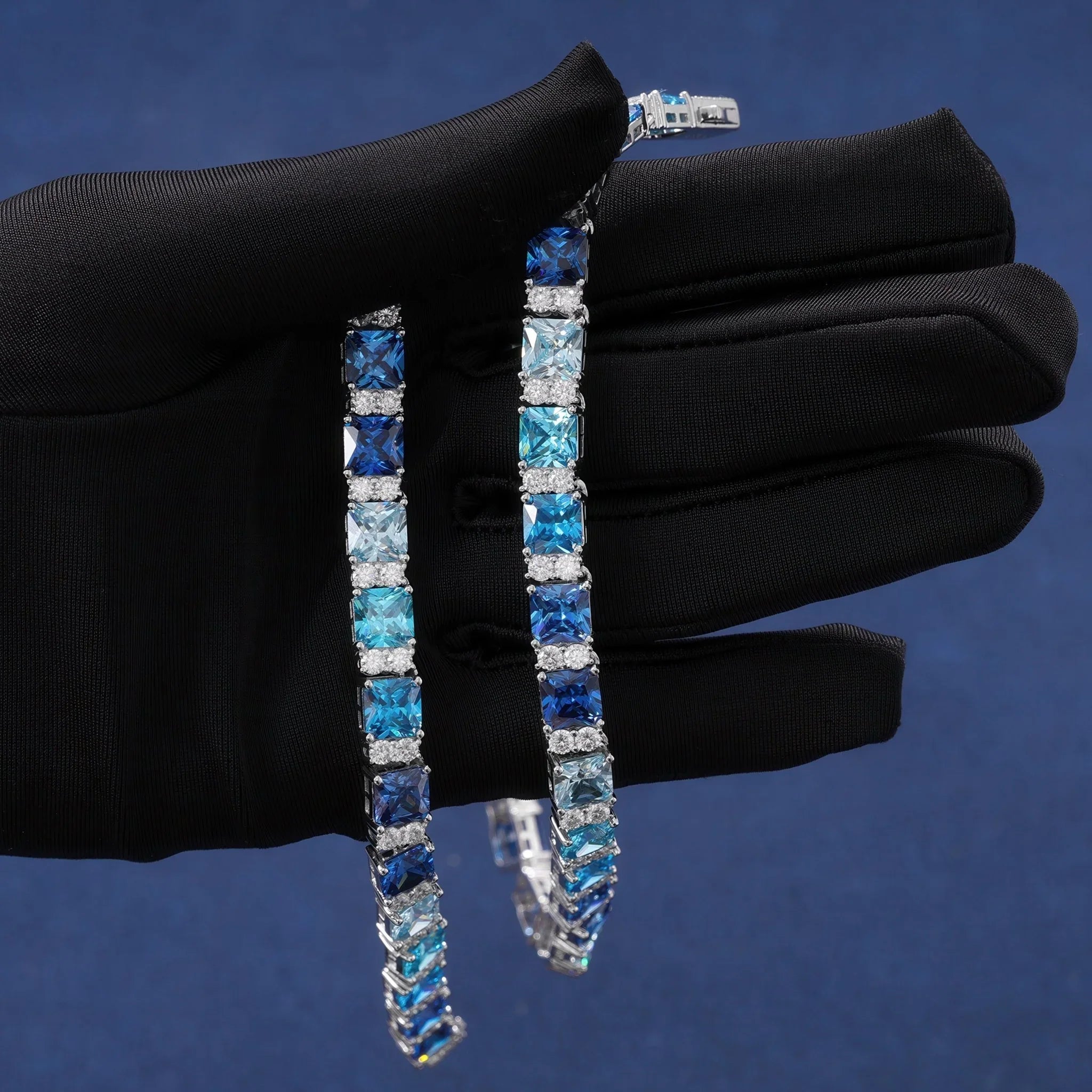 Frostbite Necklace - Ice Dazzle - ULTRALUX™ - Necklaces