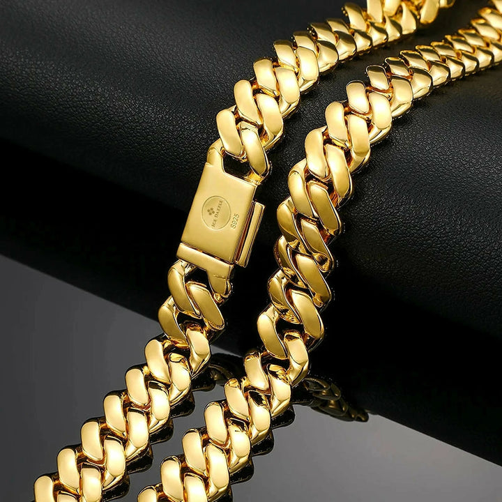 Detailed shot of the 12mm Cuban Chain Necklace clasp, secure and easy to use