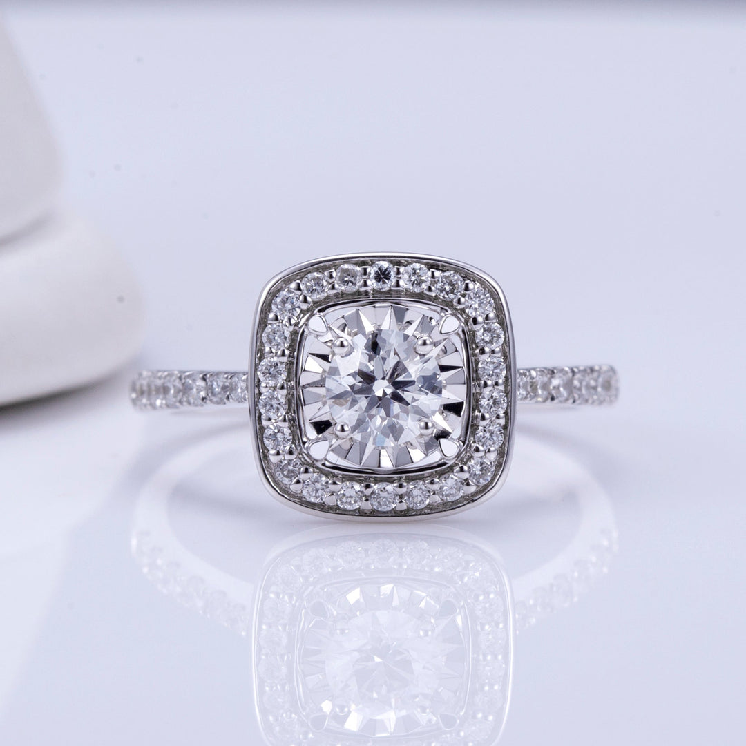 Classic Halo Ring with 1.5 ct Lab Diamond - Ice Dazzle - VVX™ Lab Diamond - Engagement Rings