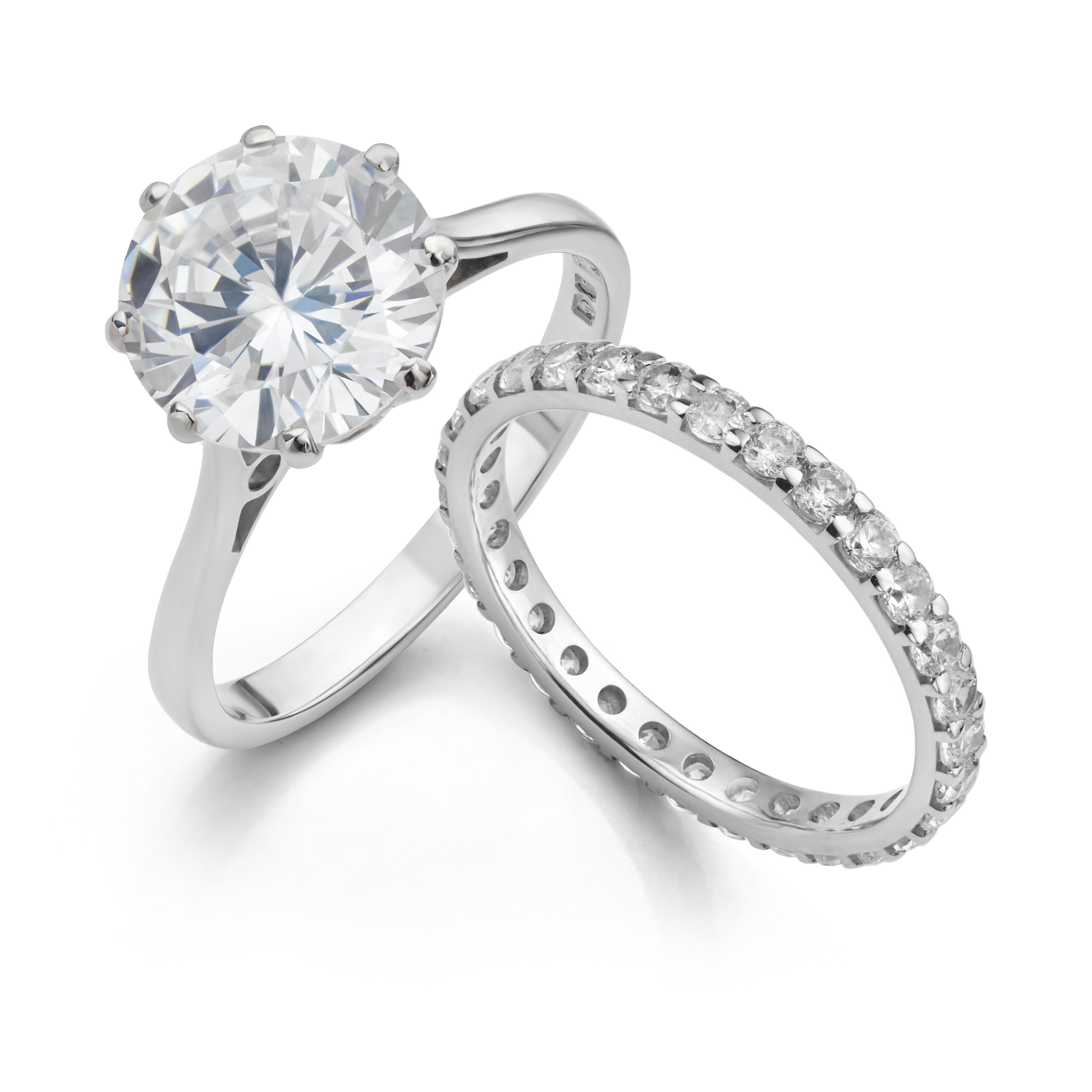 Ice-Dazzle-diamond-solitaire-and-wedding-ring