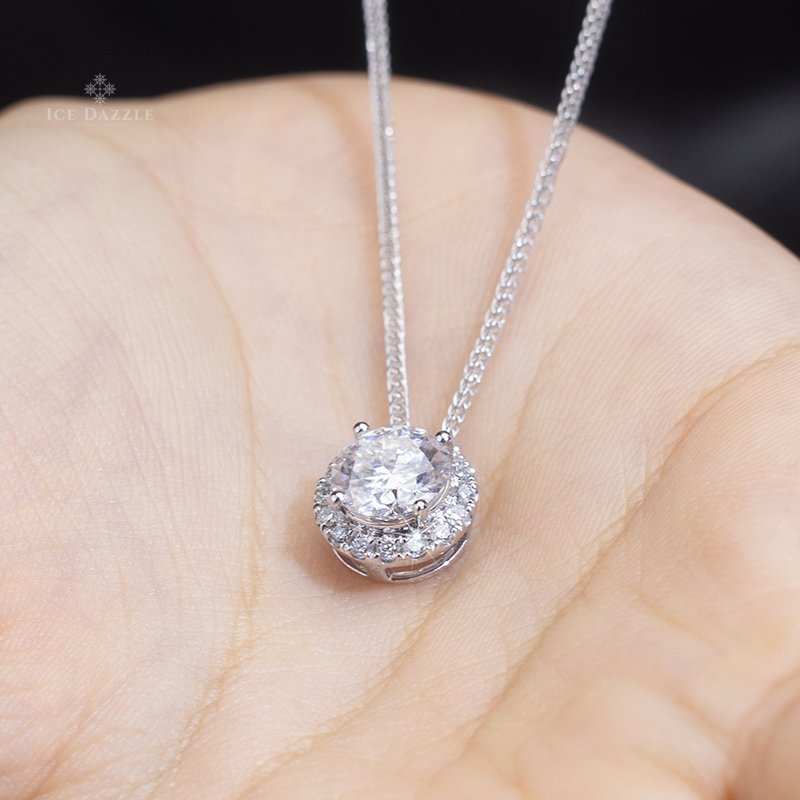 Lab Diamond Halo Solitaire Pendant - Ice Dazzle - VVX™ Lab Diamond - Solitaire Pendant