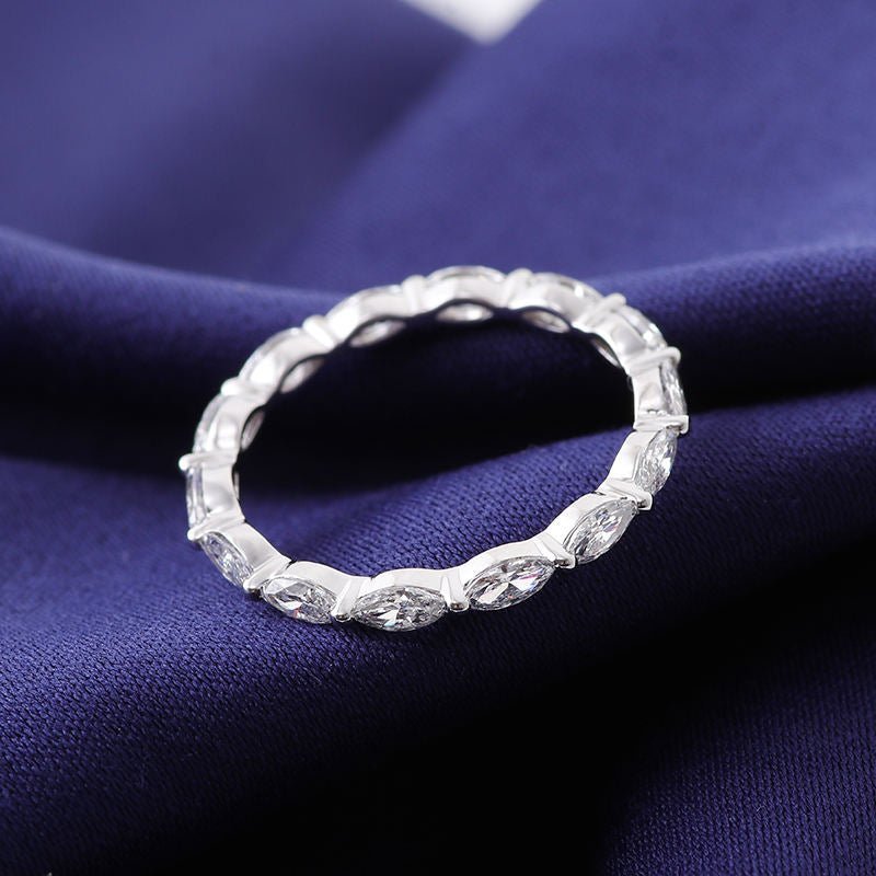 Minimal Marquise Wedding Band - Ice Dazzle - Ice Dazzle - Wedding Ring