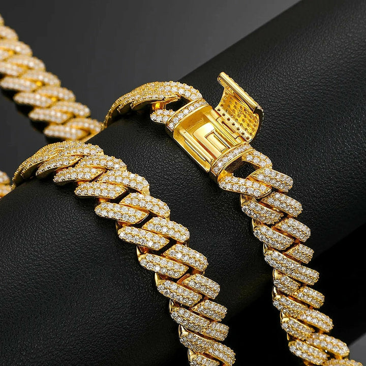 Detailed view of the Moissanite Miami Cuban chain necklace - 12mm with its shimmering stones