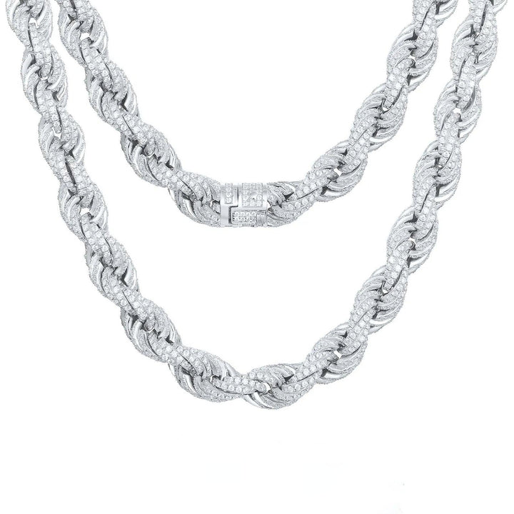 Close-up of the 14mm frosted rope chain's intricate design and clasp