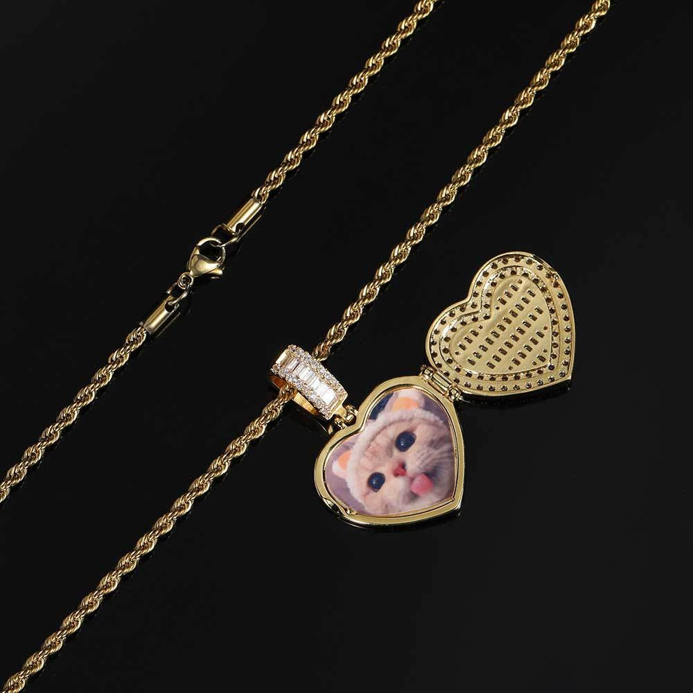 VVX™ Freeze Frame -  Frozen Heart Keepsake Pendant - 14K Gold Vermeil