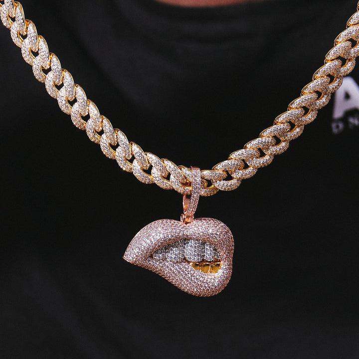 VVX™ Frostbite - Lip Bitting Pendant - 18K Gold